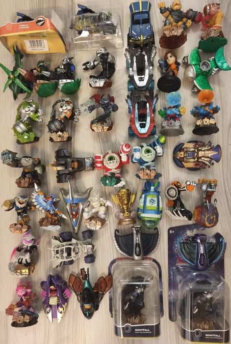 Skylanders amiibo disney infinity  bucata/lot/schimb 150 figurine