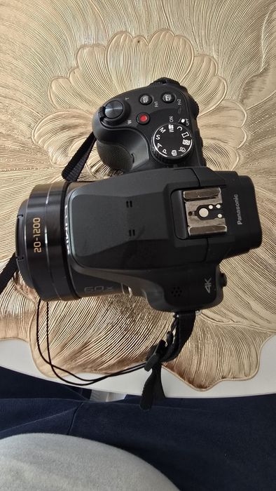 Panasonic Lumix DC-FZ82