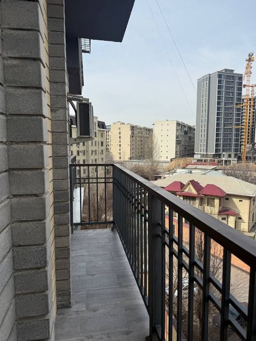 Срочно сдаётся квартира Мирзо Улугбекский р-н Паркентский 2/6/6 София