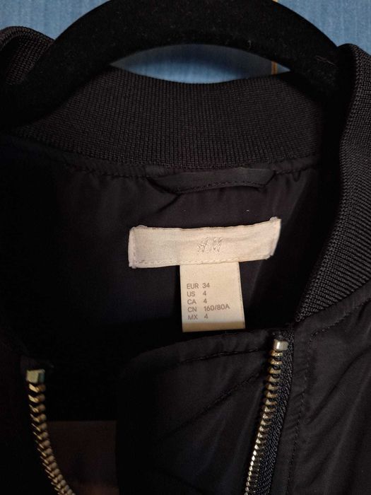 Geacă bomber H&M neagră mărimea XS (34)