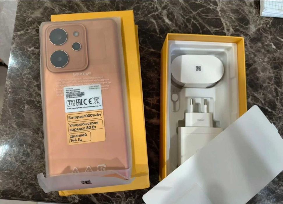 Realme P4 Power новый