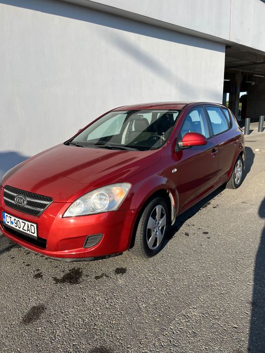 Autoturism Kia Ceed