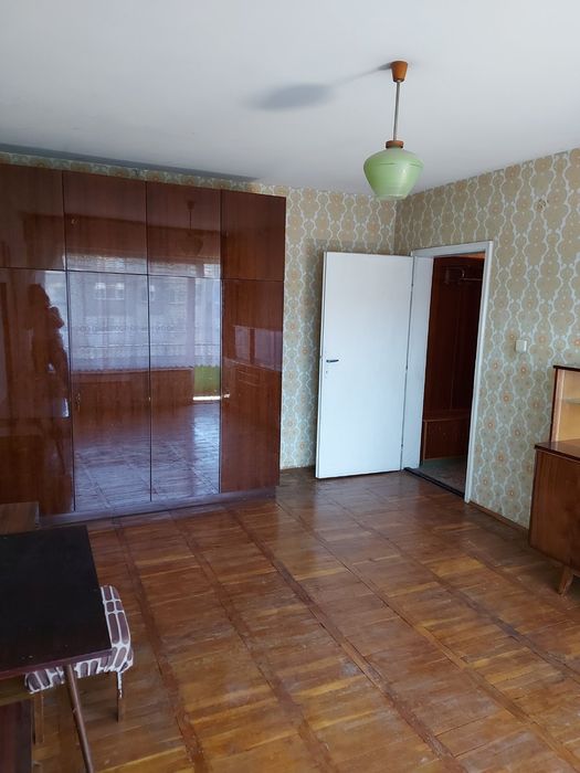 Двустаен под наем Университета