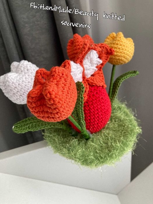 Пролетна композиция играчки