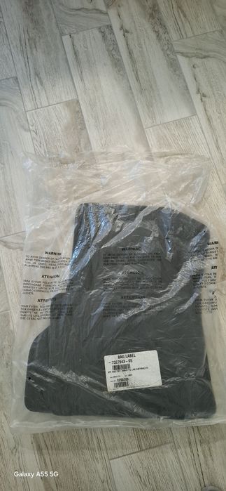 Vând presuri velur,originale BMW  x3,x4(f25,f26) an 2015[