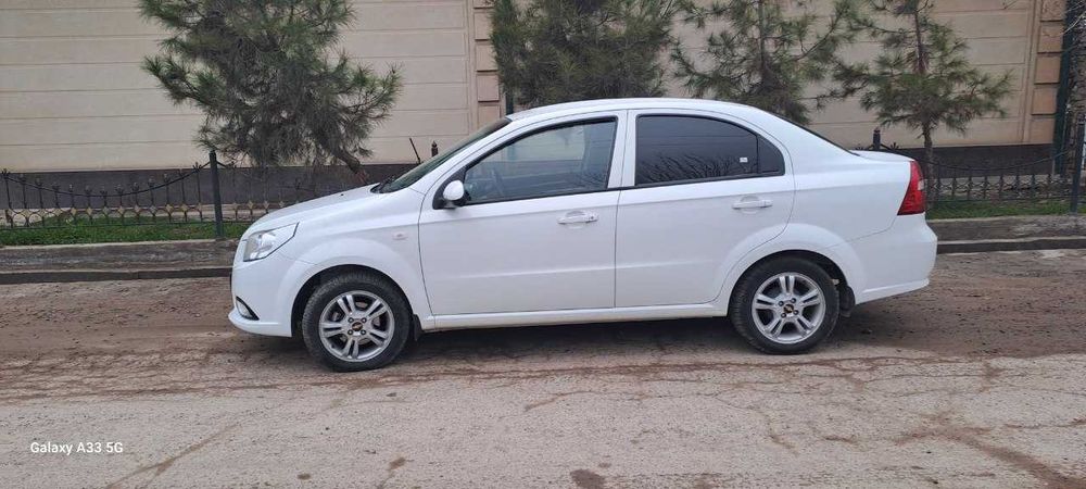 Равон Нексия 3  позиция  4 автомат каробка  2021 год пробег 77000