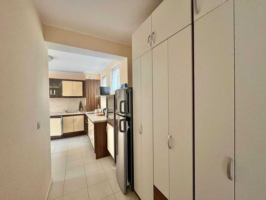 Тристаен апартамент в Слънчев Бряг!