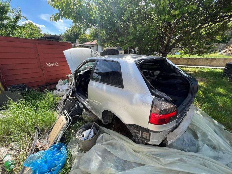 Продавам голо купе от S3