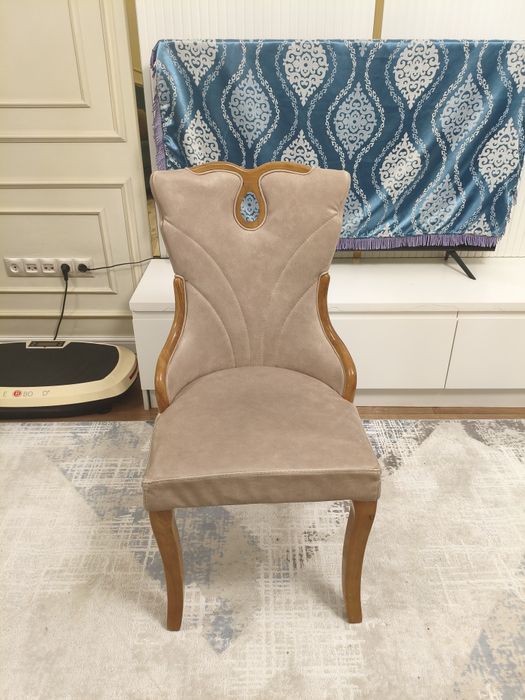 Стулья 7 штук 36000тг