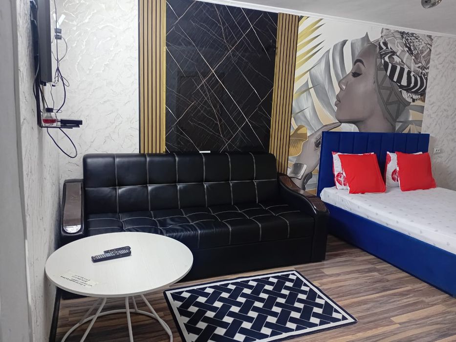 Ночь 8000,в час 2000, Бектурганова 30,болашак