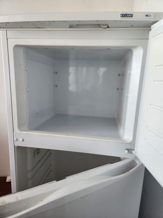 Продам холодильник