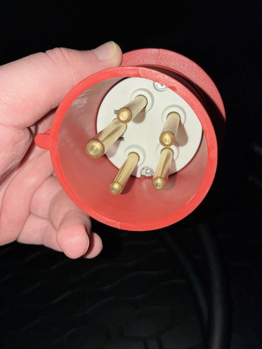 Statie incarcare trifazica trifazata 22KW 32A Type2 masina electrica