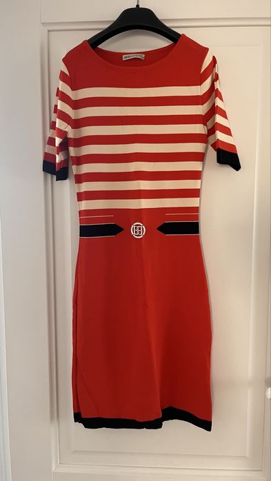 Платья качественные 42-44