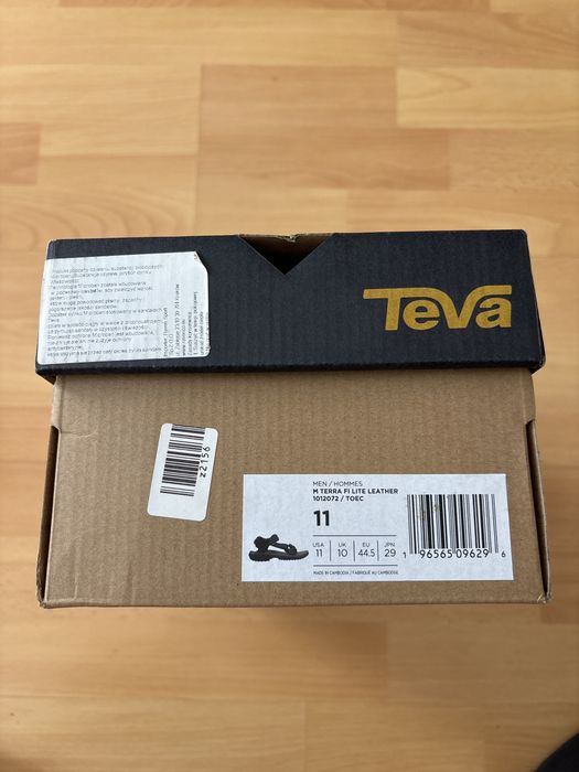 Sandale Teva Terra Fi Lite Leather , masura 44,5, piele intoarsa, stare foarte buna