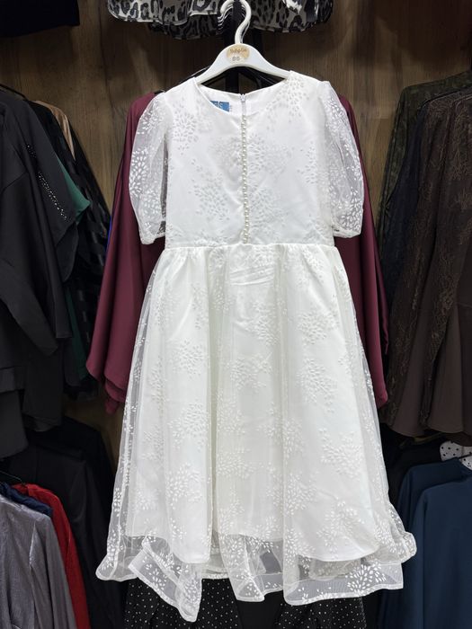 Продам новые платья 116-122см