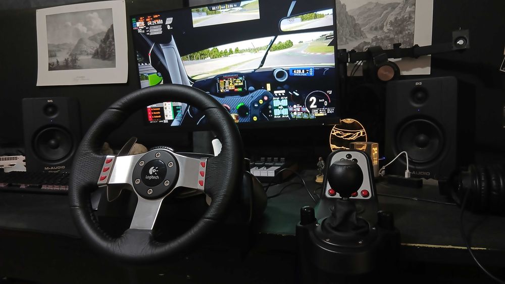 Продавам волан Logitech G27 – Отлично функционално състояние!