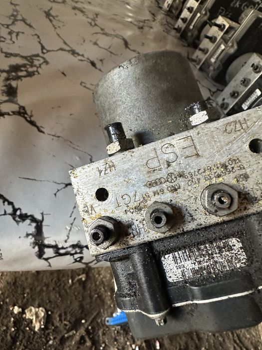 ABS помпа модул Абс за Ауди Audi A4 A5 8K07073795Cn 8K0614517Gt