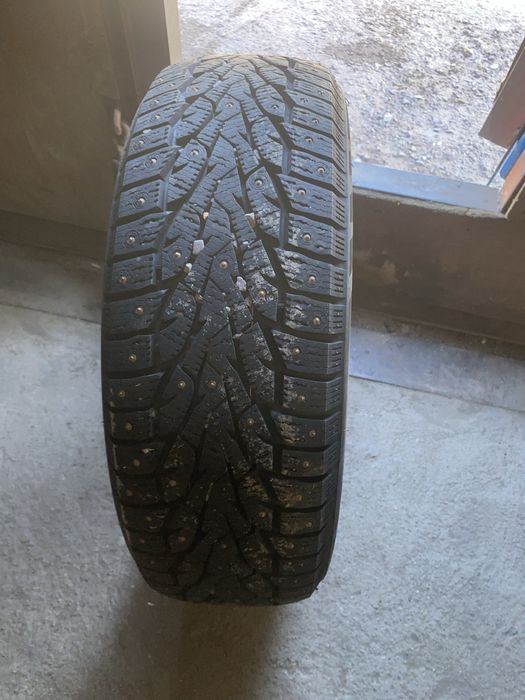 Продам шины R18 225/60