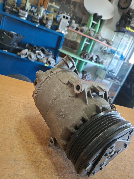 Compresor aer condiționat Opel Astra H G  Zafira B 1.4 1.6 2.0 Benzina