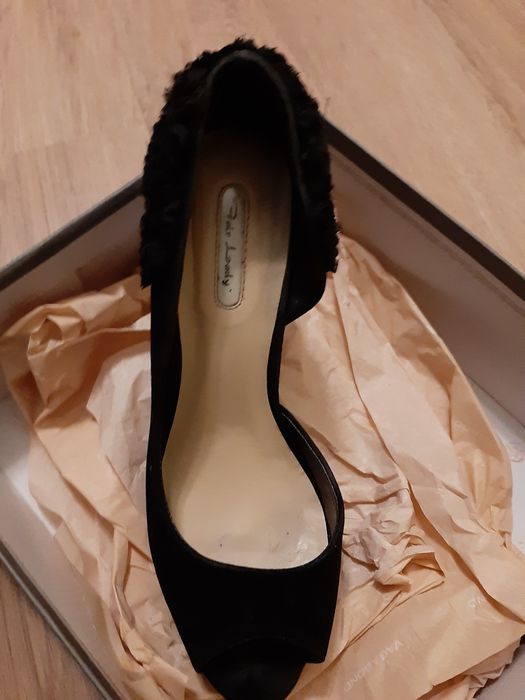 Продавам дамски обувки