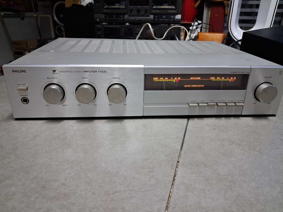 Philips F4220 stereo amplifier