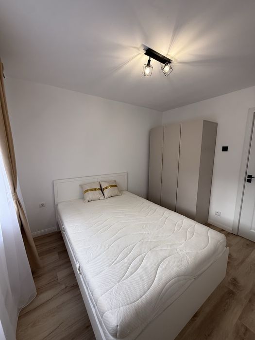 Apartament 2 camere si living openspace cu bucatarie proaspat renovat