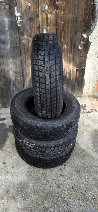 Anvelope iarna 185/70r14 noi