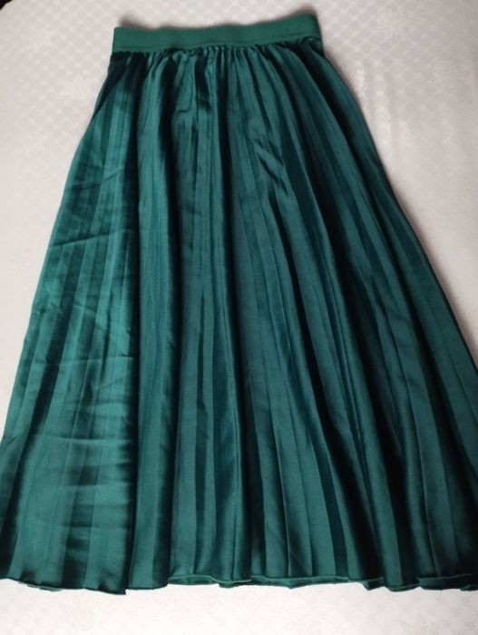 Fustă verde plisata mărimea S M