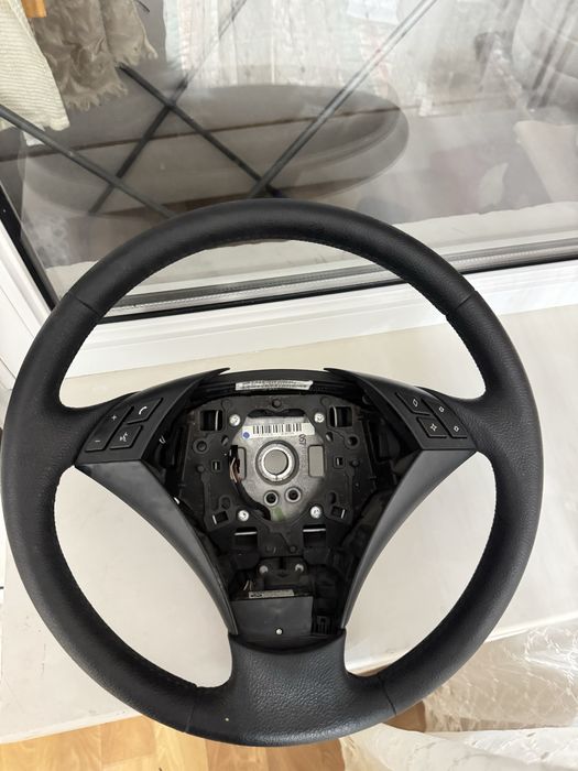 продам руль bmw e60