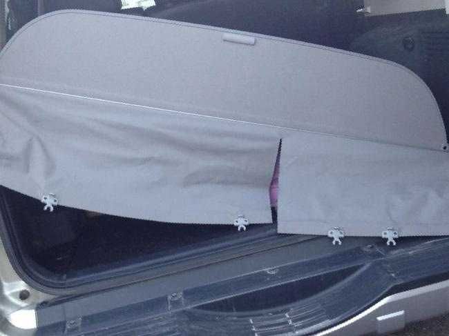 Продам Шторка на Митсубиси Паджеро 4 Астана.