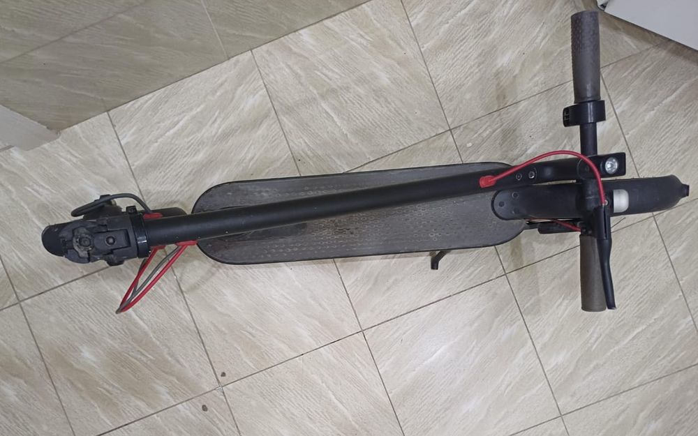 Продаю электросамокат