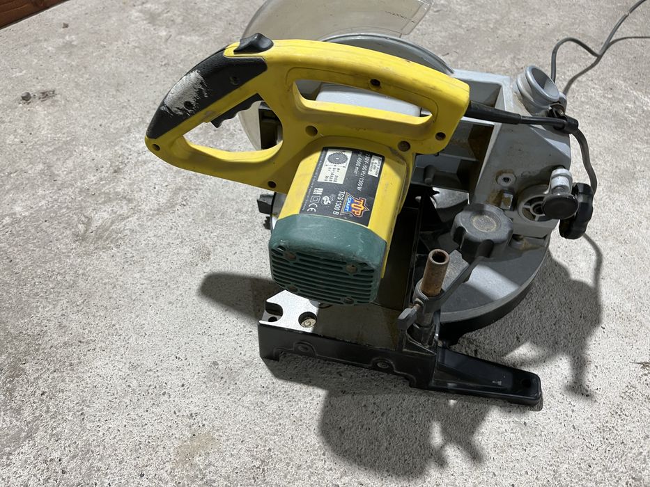 Настолен Циркуляр