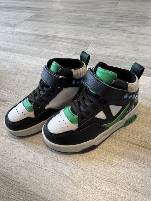 Adidasi baieti minecraft