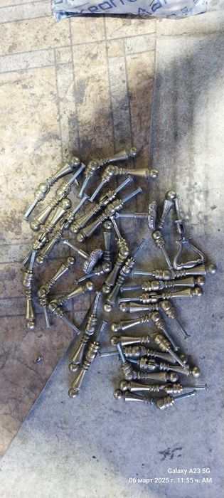 Дръжки за мебели