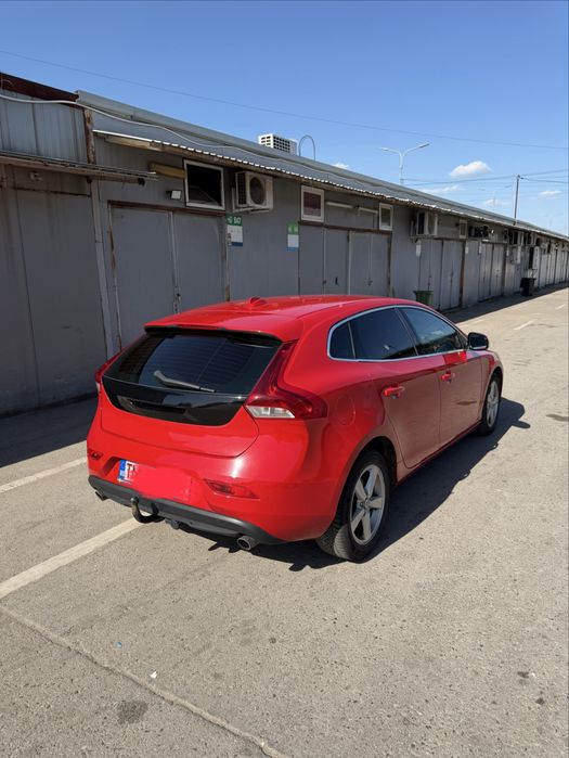 VOLVO V40 2014 — imagine 4