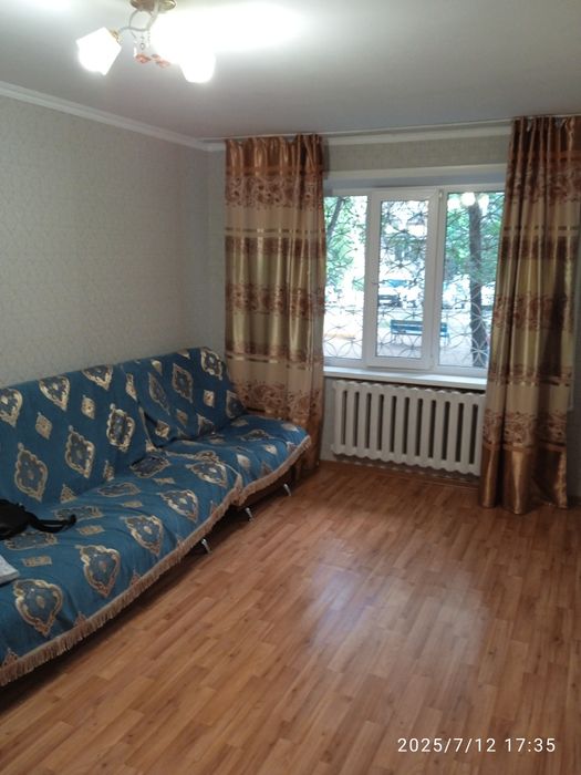 Продам трёхкомнатную квартиру