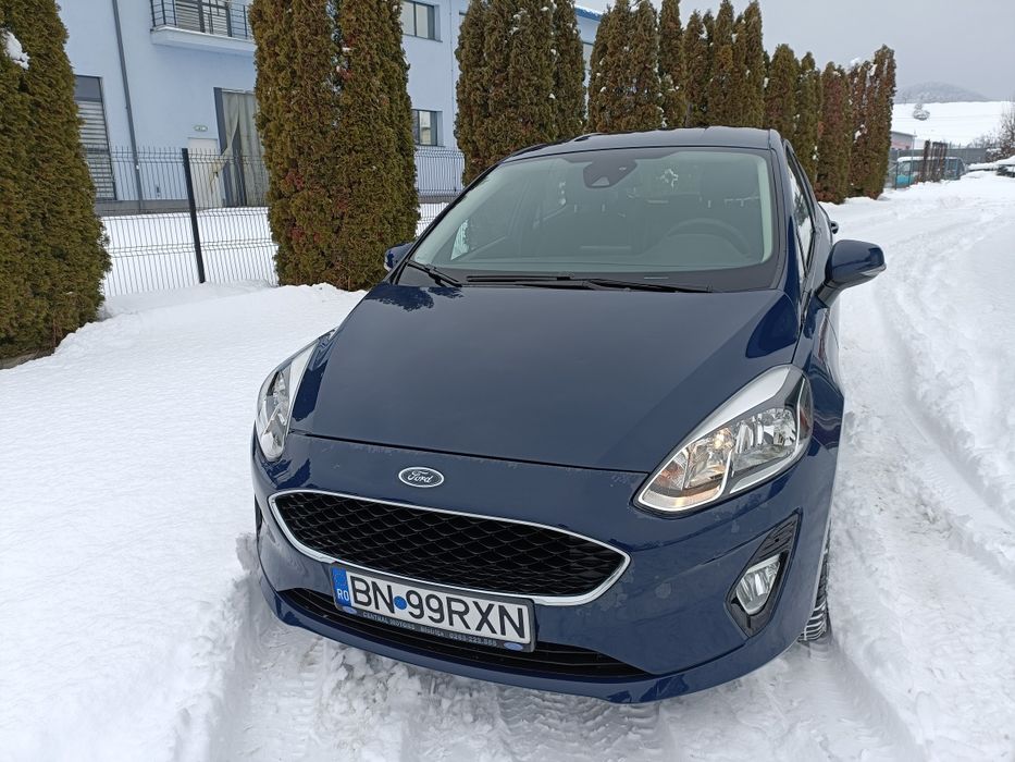 Vând Ford Fiesta