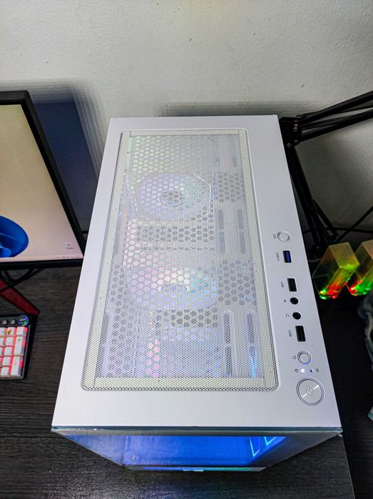 Нов! Ryzen 7 8700F, 16GB DDR5, RTX 5060, 1TB SSD NVMe/със или без RAM/