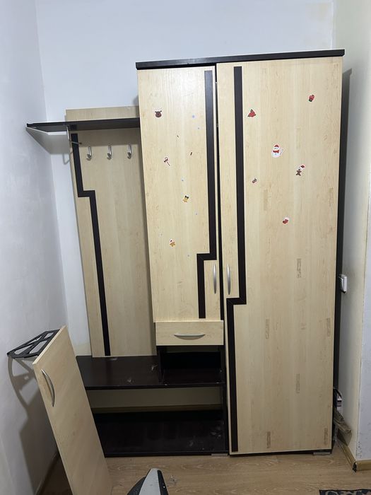 Отдам прихожую бесплатно