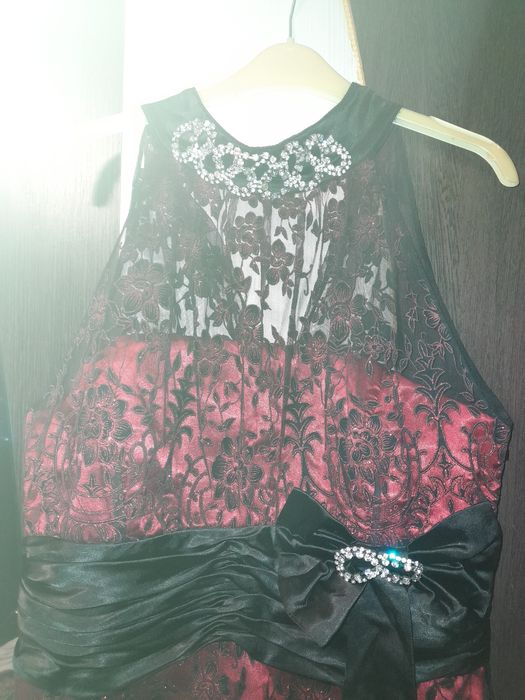 Vînd rochie de ocazie