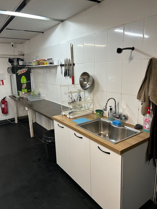 Продавам разработен бизнес за бързо хранене