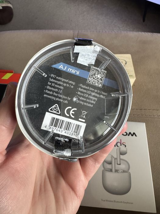 Bluetooth Слушали + външна батерия + mini speaker