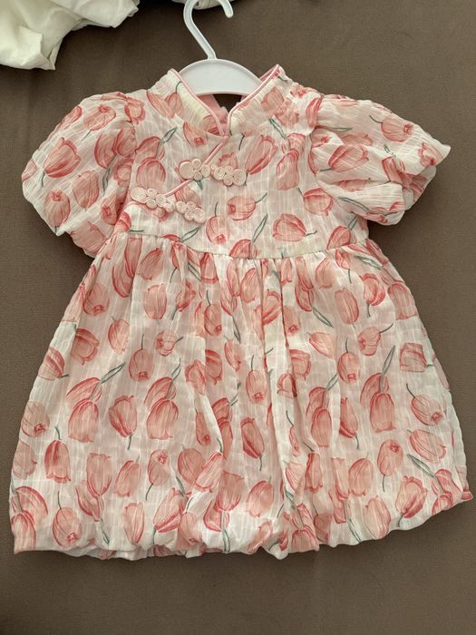 Продам детские платья
