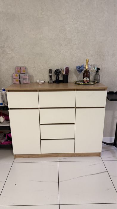 Комод вместительный