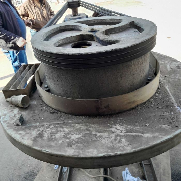 Тестомесильные машины разного объема 330 500 дитров