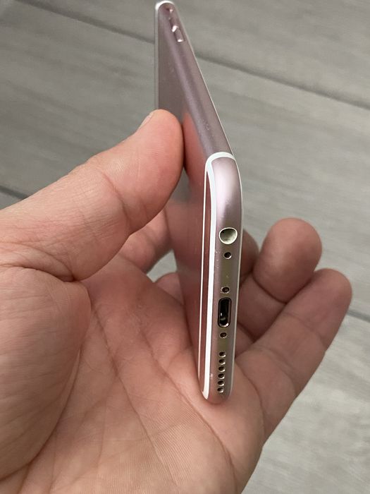 Iphone 6s rose.