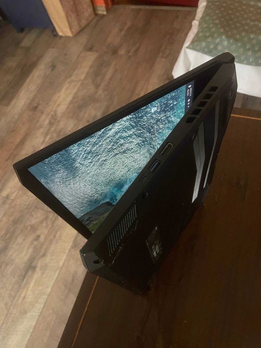 Acer nitro 5  RTX 3050Ti ram 8 ssd 256