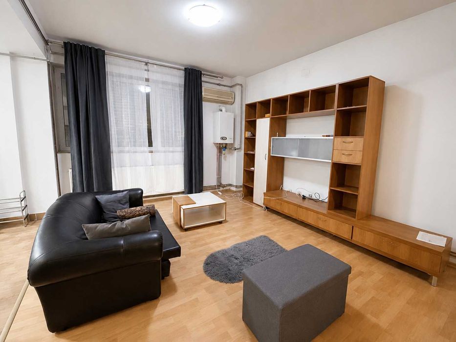 Proprietar vând apartament spațios cu 2 camere, aproximativ 70 m², etaj 2/6 – zona Fabric