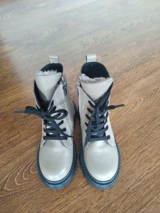 Зимние ботинки для девочки