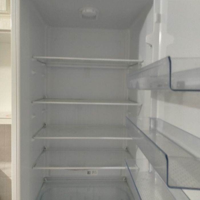 Продам холодильник Beko